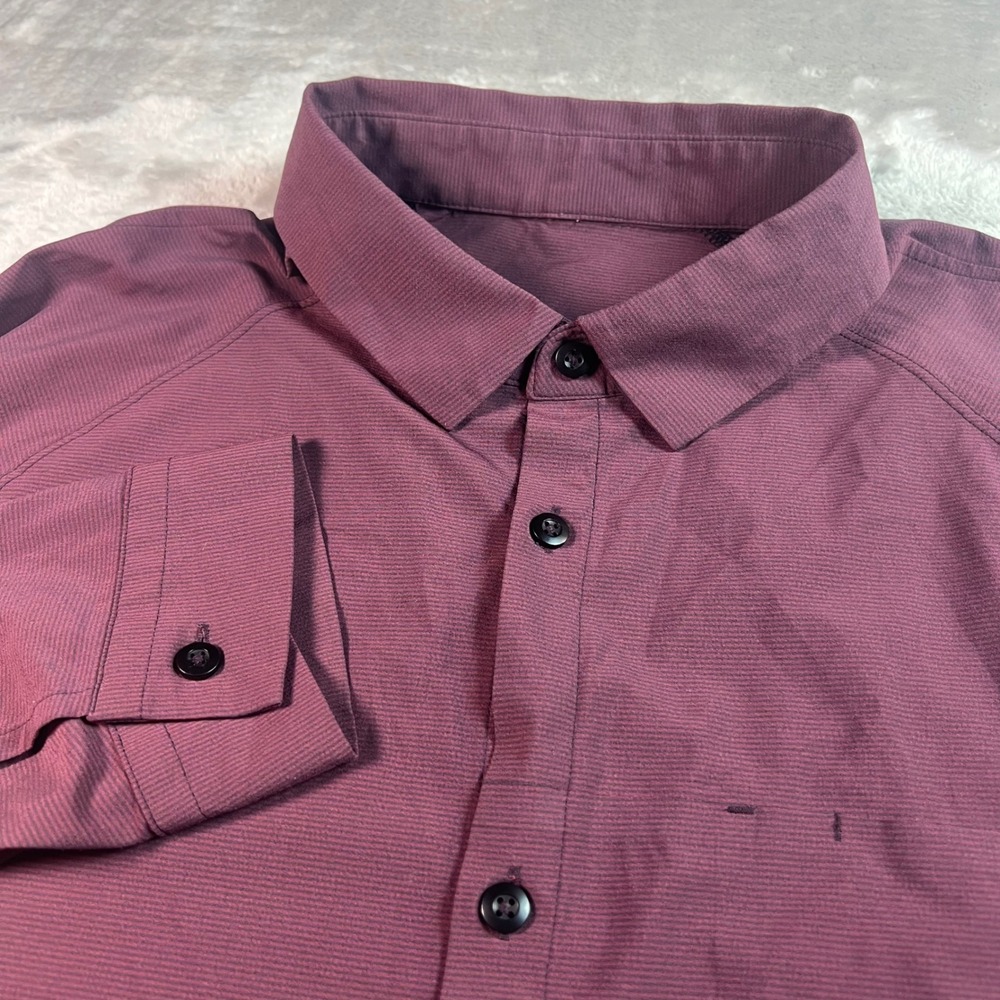 Lululemon Mens L/XL? Button Down Long Sleeve Shirt Burgundy Micro Stripe Tech